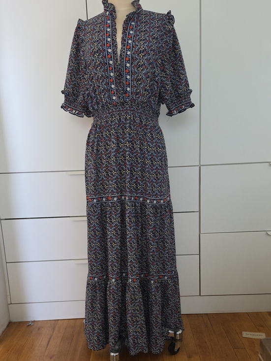 Max Studio Dresses & Skirts - Max Studio Navy Floral Print Maxi Dress